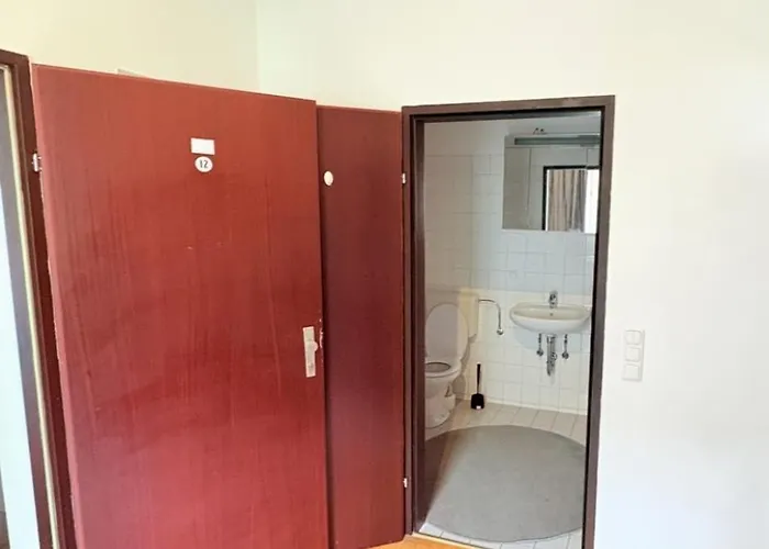 Daire Beenie Mg Linz